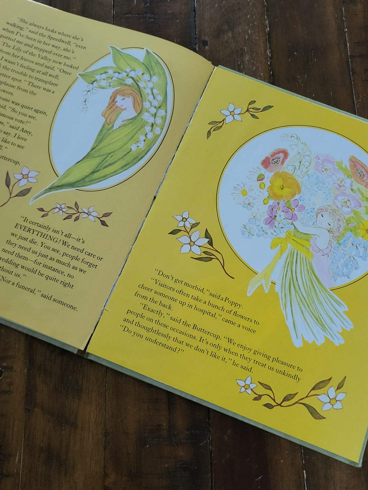 Vintage 1980 first edition hardcover copy of Amy Rainbow and the Magic Spectacles hardcover book